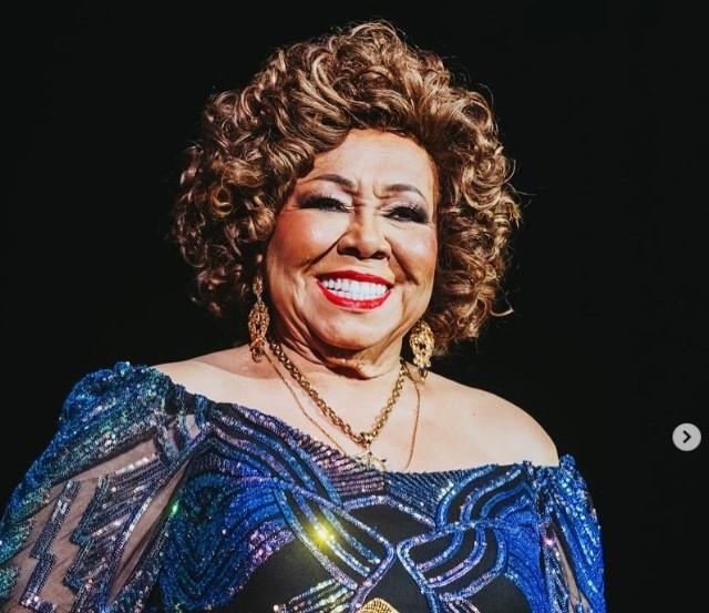Alcione explica falha durante execução do Hino Nacional com Belo no Maracanã