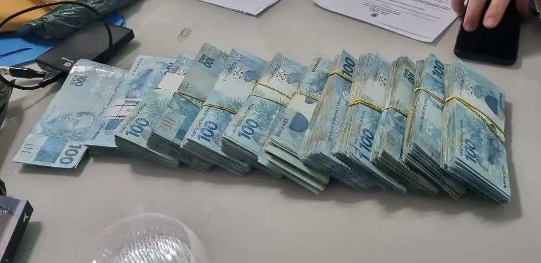 PF apreende mais de R$ 100 mil durante operação que investiga contratos em hospital do Sul do ES