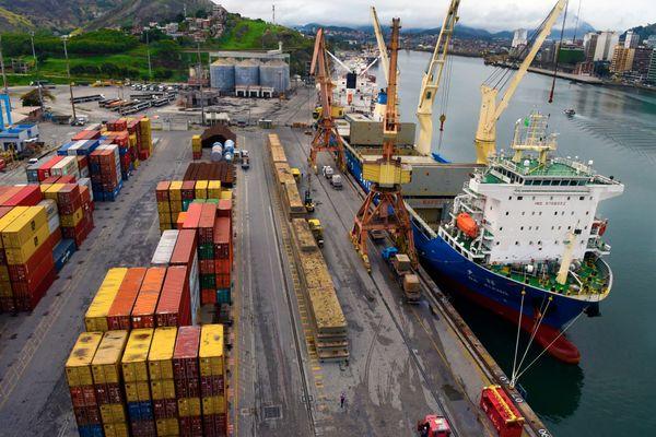 Mais de 500 produtos do ES passam a enfrentar tarifa de até 37,5% nas exportações para os Estados Unidos