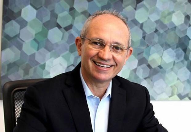 Paulo Hartung decide ficar fora das eleições de 2026; entenda os motivos