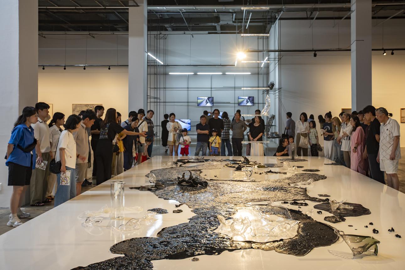 Artista capixaba participa de pavilhão brasileiro na Bienal de Gwangju, na Coreia do Sul