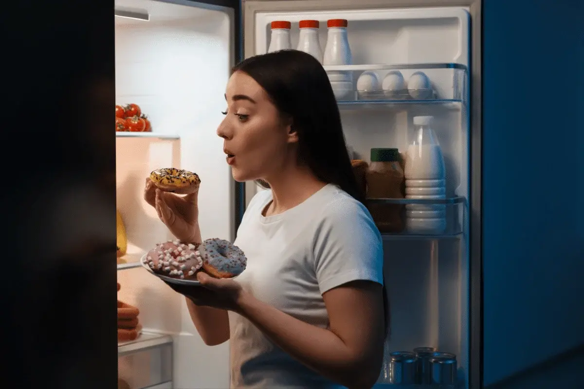 7 hábitos alimentares que podem prejudicar a qualidade do sono
