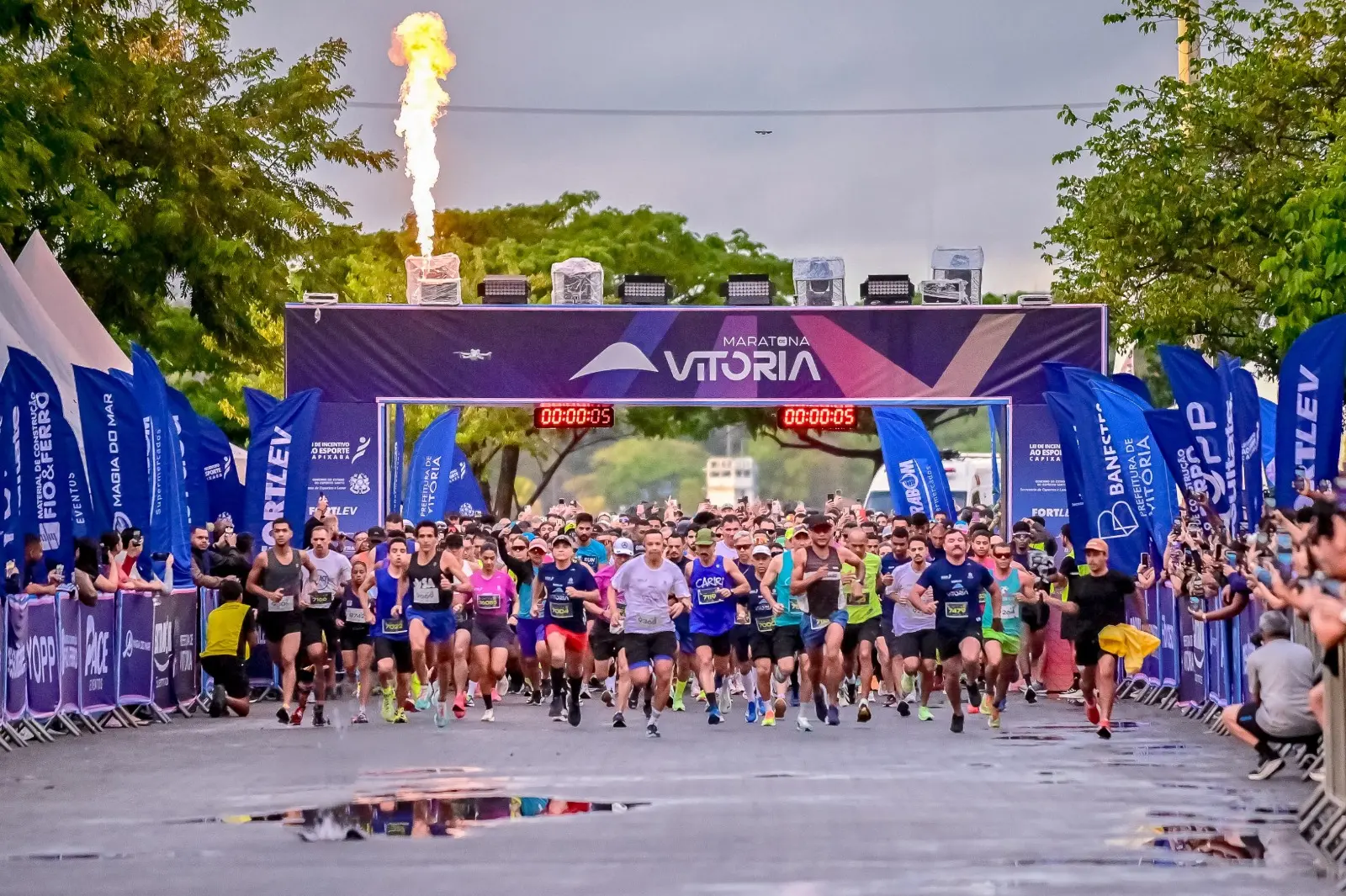 Maratona de Vitória reúne mais de 8,5 mil atletas em edição recorde