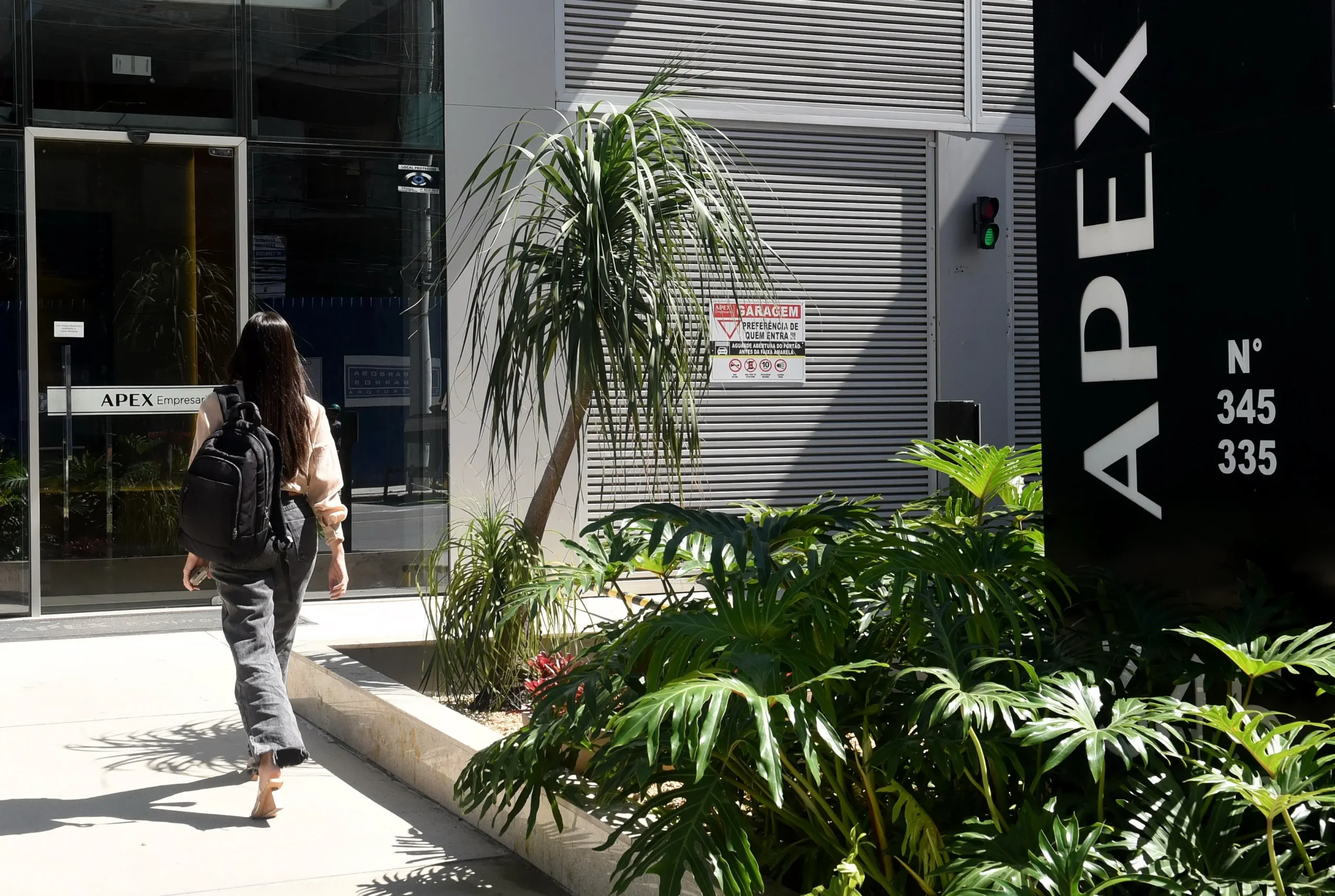Crise na Apex aumenta tensão sobre fundo que tem participação no Shopping Vitória