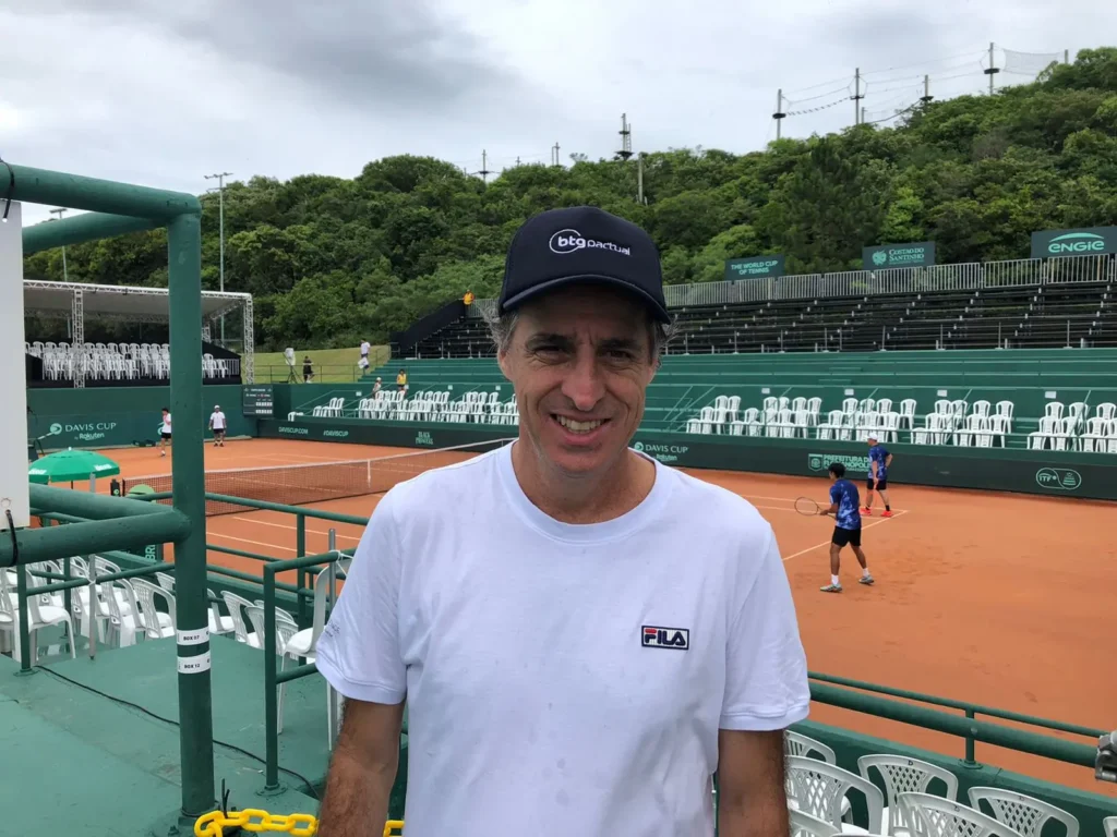 Fernando Meligeni participa de clínicas de tênis em Vila Velha em outubro